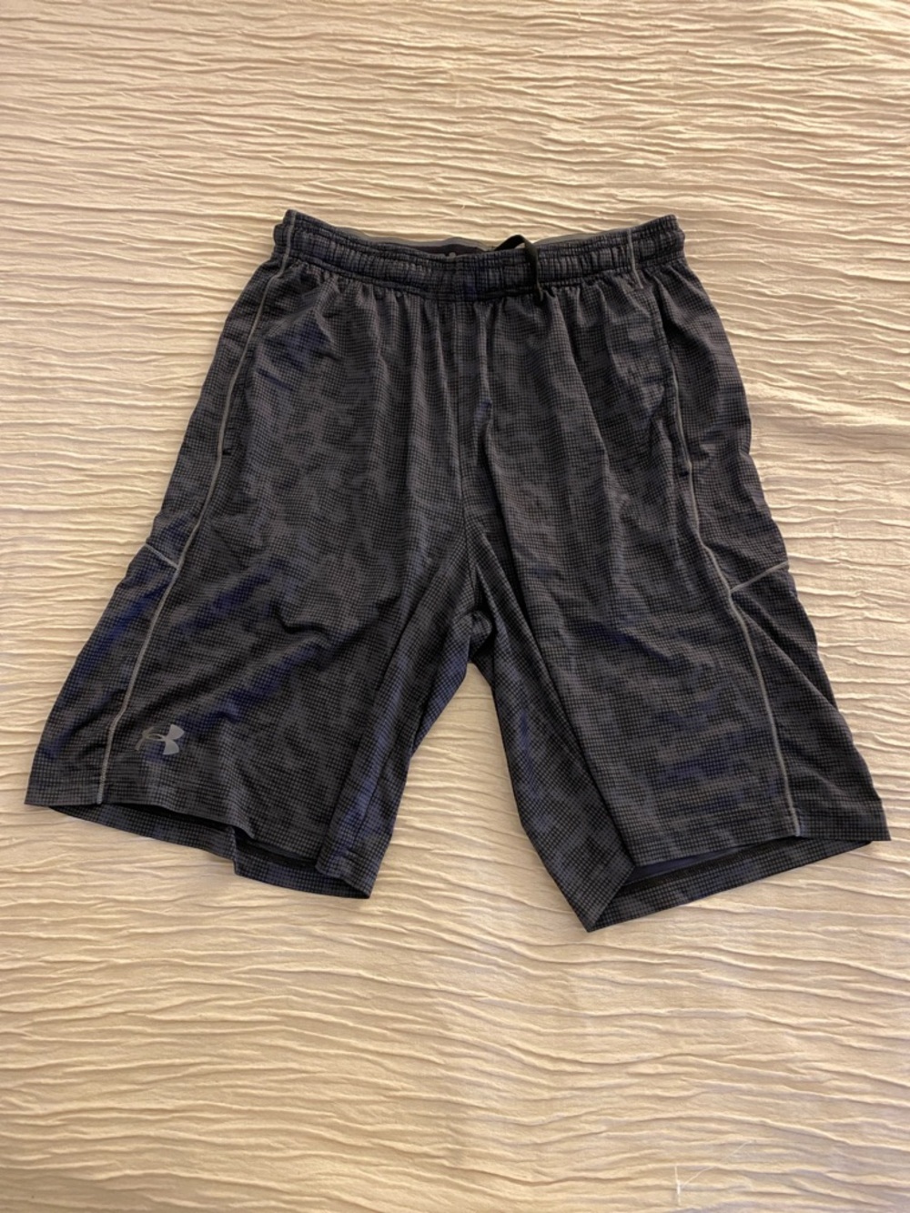 Under Armour Men's Grey Athletic Training Shorts